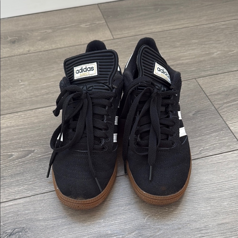 Like New  Adidas Men's Black Sneakers